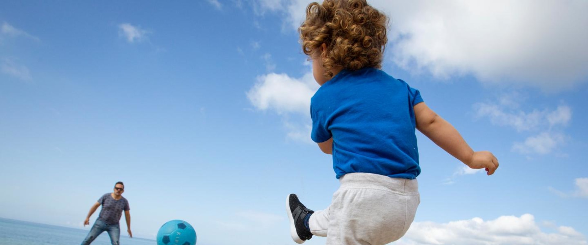 Is it safe to go to the beach during the covid-19 pandemic?